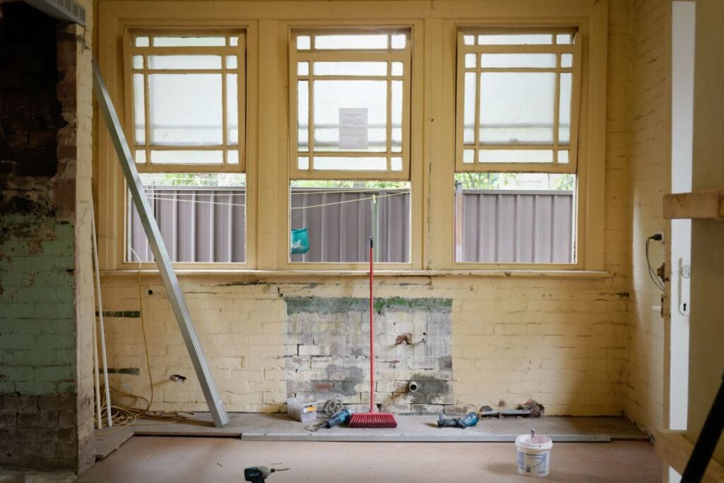Rénover une maison ancienne : par où commencer pour réussir votre projet ?